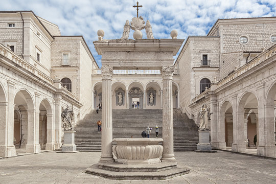 ABBAZIA MONTECASSINO