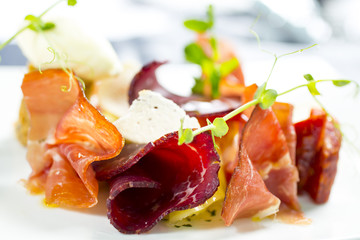 ham and cheese on the plate