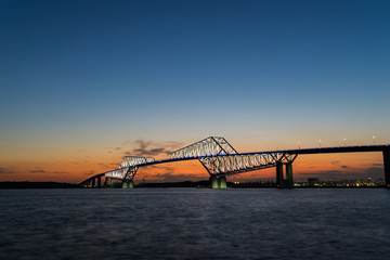 Obraz premium Tokyo Gate Bridge at dusk (東京ゲートブリッジ夕景) in Tokyo, Japan.