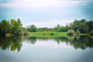 Autumn on the lake