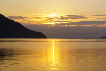 Naklejka premium Dawn of Okubiwako