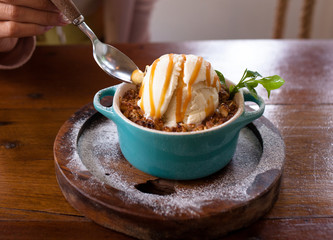 apple crumble dessert with ice cream