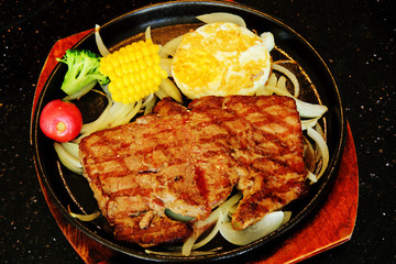 Roasted beef steak with vegetable