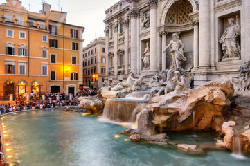 Fototapeta na wymiar Trevi Fountain Rome Italy