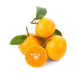 Fototapeta na wymiar Fresh oranges isolated on white background.