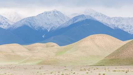 Fototapeta na wymiar Mountains in Kyrgyzstan district of Naryn