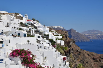 Fototapeta premium VILLAGE EN TERRASSE D'OIA SANTORIN GRECE