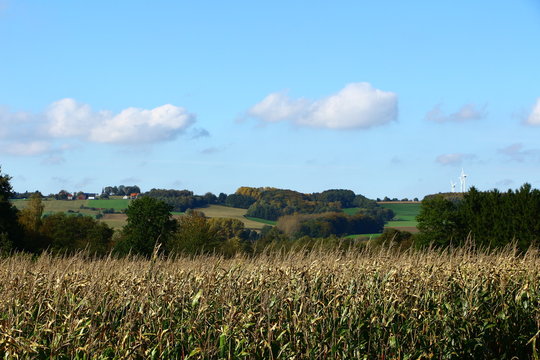 Blick von Menden &uuml;ber die Schwittener Felder zum Haarstrang in Fr&ouml;ndenberg