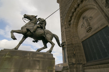 Border Reiver statue in front of War Memorial in Galashiels