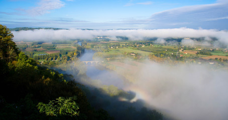 Nebel über der Dordogne