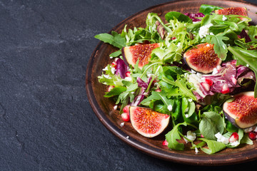 Autumn salad with arugula