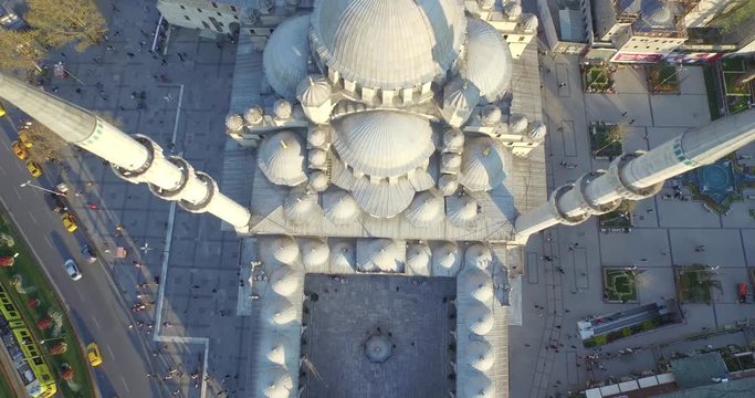 Yeni Camii (New Mosque) in Eminonu, Istanbul, Turkey