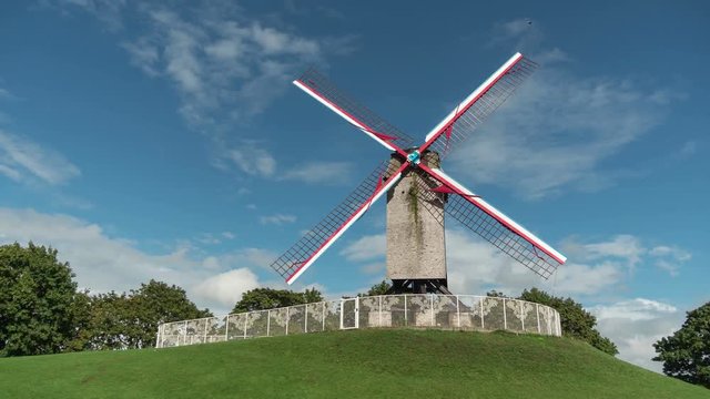 Timelapse at Sint-Janshuismolen windmill 