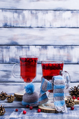 Obraz na płótnie Canvas Transparent cranberry tea
