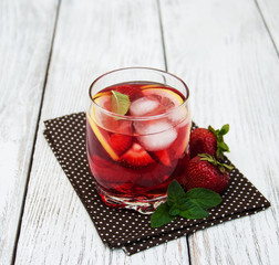 Lemonade with strawberries