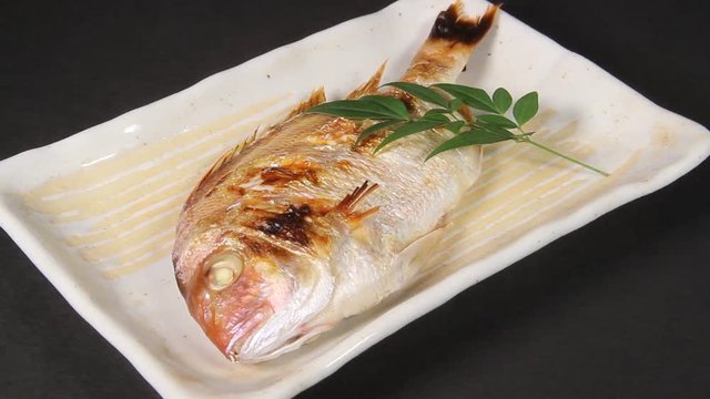 鯛の塩焼き