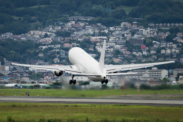 Fototapeta premium Boeing 767-300 takeoff