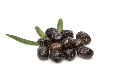 olives isolated