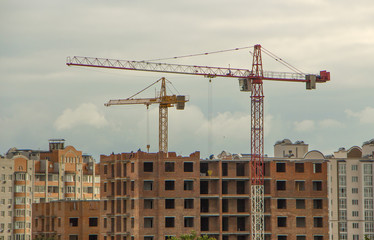 Construction of high-rise building tower crane