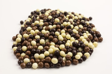 heap of puffed rice crispies with chocolate