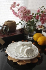 goat cheese with herbs