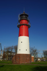 leuchtendroter Leuchtturm