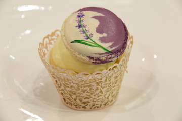 cupcake vanilla in decorative cup