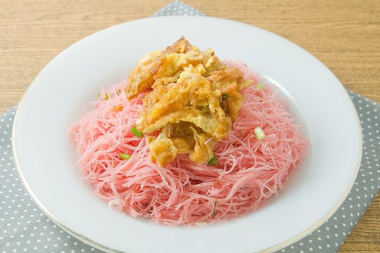 Asian Red Fried Rice Vermicelli with Eggs and Scallion