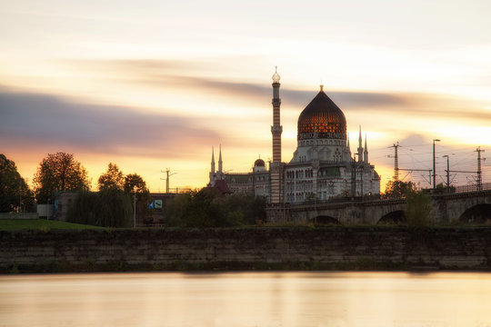 Yenidze in Dresden am späten Abend