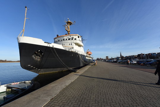 Rostock, eisbrecher Stephan Jantzen