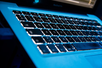 teclado portatil qwerty © Gonzalo vidaña