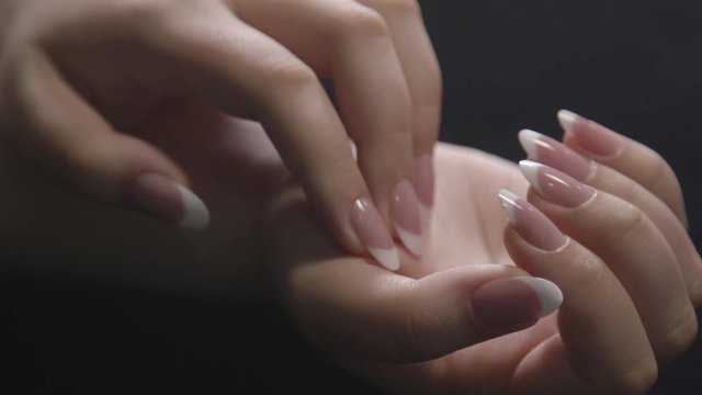 French Manicure