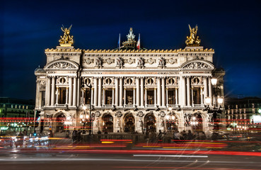 Fototapeta na wymiar Opéra Garnier, Paris