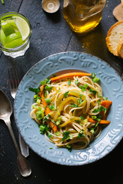 Spaghetti with fresh vegetables