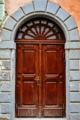 Fototapeta na wymiar Beautiful antique wooden door