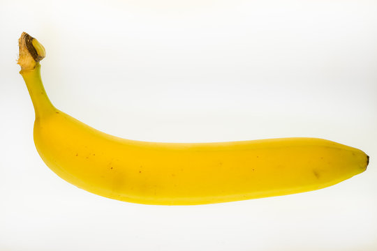 Gelbe Banane freigestellt