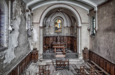 Verlassene dämonische Kapelle