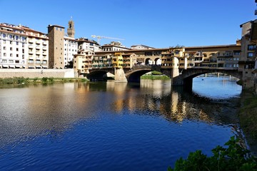 Fototapeta na wymiar Ponte vecchio of Florence Italy