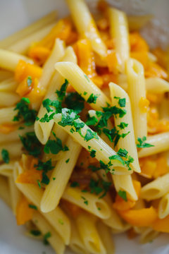 Pasta with peppers and parsley