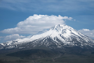 Fototapeta na wymiar The Mountain Hasan at Turkey