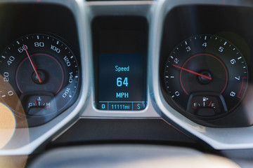 Gauge Cluster in Modern Sportscar