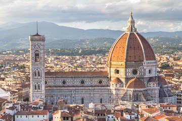 Fototapeta na wymiar View to the Basilica di Santa Maria del Fiore in Florence, Italy