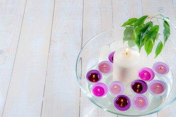 sensual lights / relaxing light from candle on water