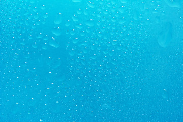 水滴　水色背景

