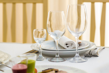 Serving banquet table