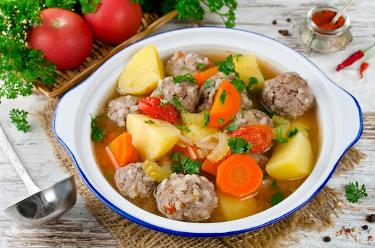 Meatballs in a thick vegetable soup Albondigas