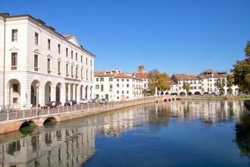 Fototapeta na wymiar Treviso - Lungosile Universita'