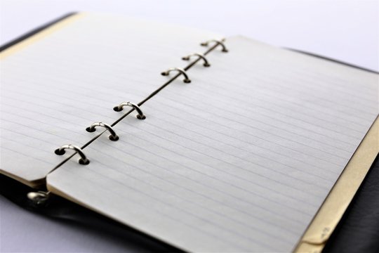An image of a ring binder