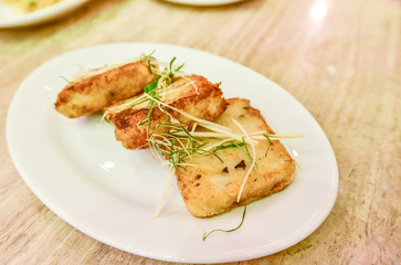 Pan-fried turnip cake