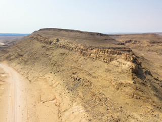 Drohnenflug: Region Fish-River-Canyon, Namibia